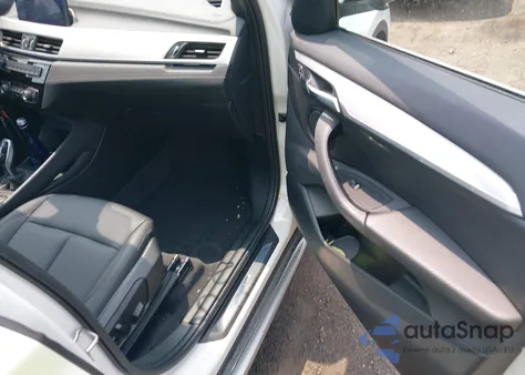 2021 BMW X1 xDrive28I из США, поврежденный, VIN WBXJG9C00M5U42367